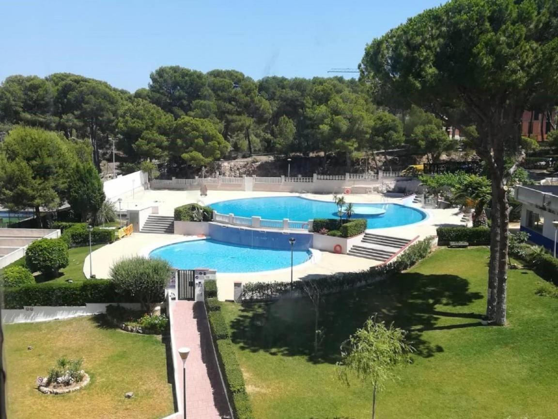 Luminoso Apartamento En Salou Con Terraza Y Parque Infantil Ideal Familias Buitenkant foto