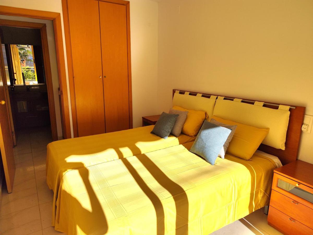 Luminoso Apartamento En Salou Con Terraza Y Parque Infantil Ideal Familias Buitenkant foto
