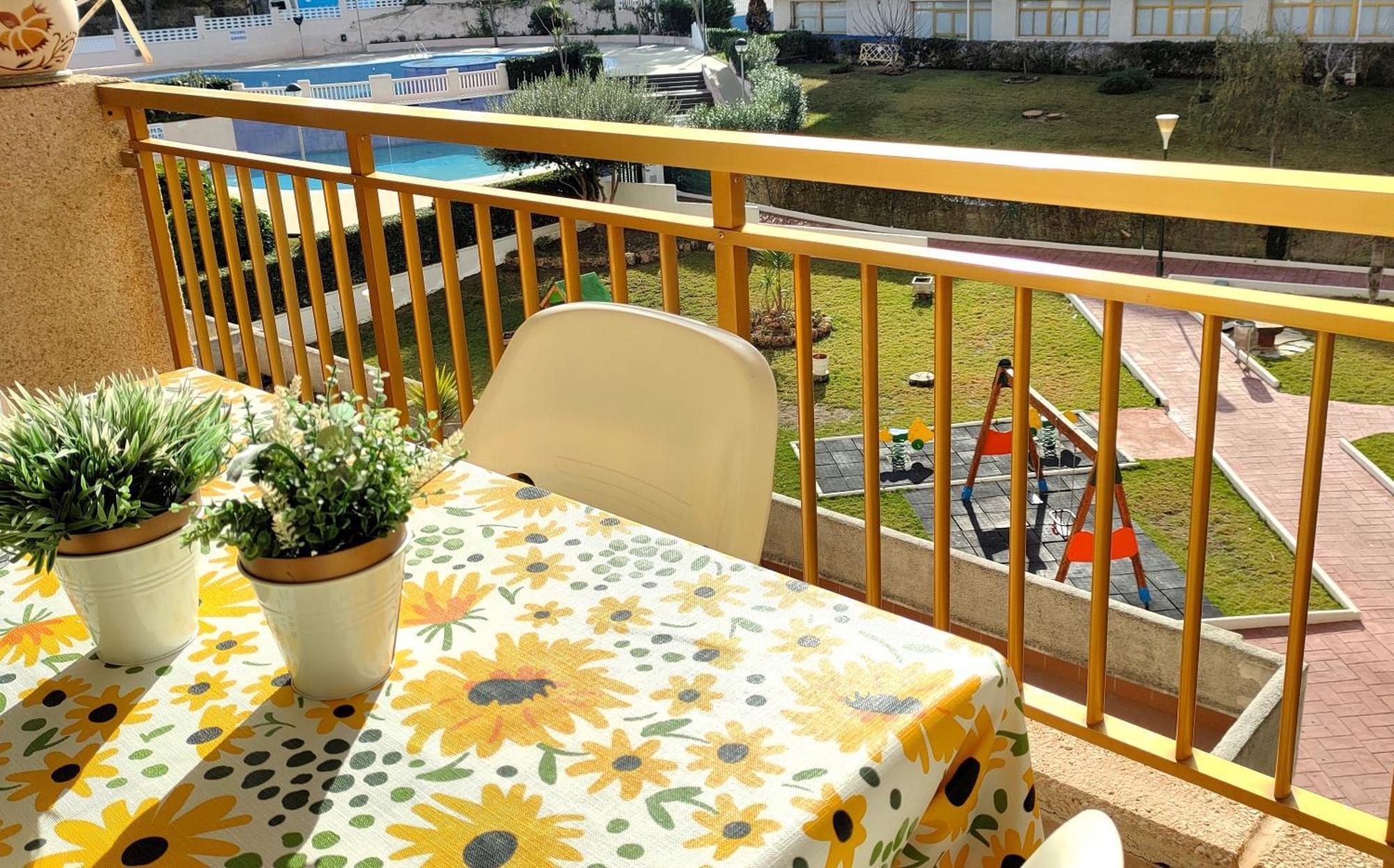Luminoso Apartamento En Salou Con Terraza Y Parque Infantil Ideal Familias Buitenkant foto